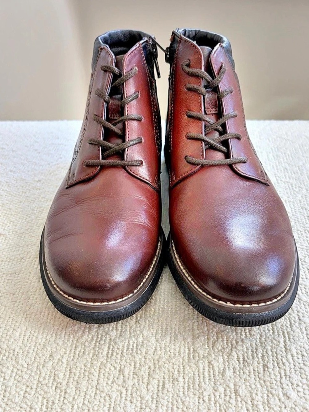 Johnston & Murphy XC Flex Connelly Wingtip Brown - Boys Size 3.5